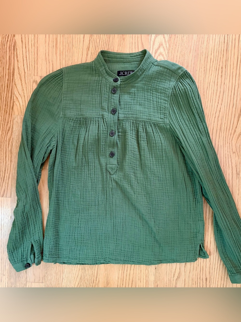 J. Crew Factory Green Textured Gauze Pintuck Button-Front Blouse Size Medium